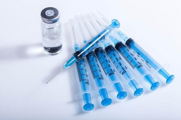 Why-Plastic-Syringes-Are-a-Trusted-Choice-in-Analytical-Labs