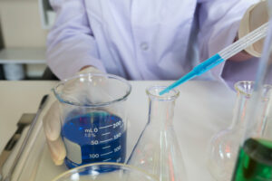 how-to-choose-the-right-srl-chemicals-distributor-in-india