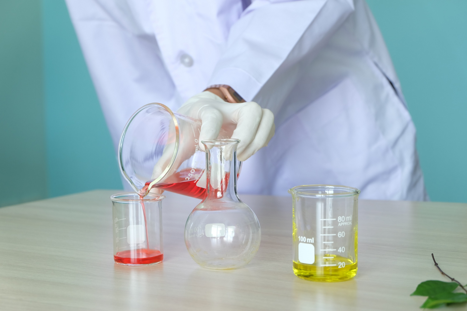 How to Select the Right Karl Fischer Reagent Composition for Accurate Moisture Analysis